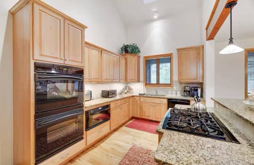 Briar Crest Woods Ski Chalet | NEW! Lake Front with Gameroom! Indoor and Outdoor Fireplaces!