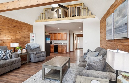 Somerset House | NEW! Lakelife at Somerset 4-Bedroom Home - Handicap accessible