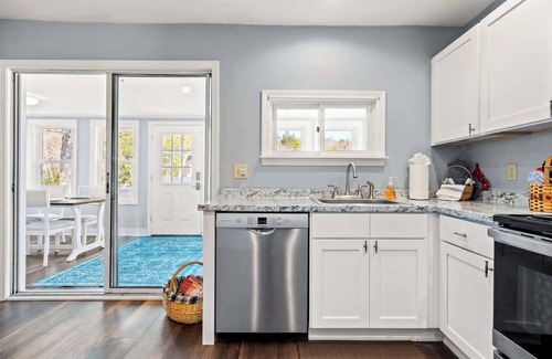 Ellsworth House | New! Lakeview at Branch Lake
