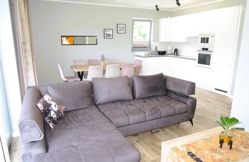 Kolczewo House | New, large holiday home for 10 people