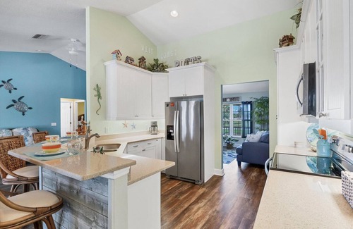 South Gulf Cove House | New Listing! Charlotte Harbor Area Resort, 120mi to Disney & 134mi to Universal - GRH766215