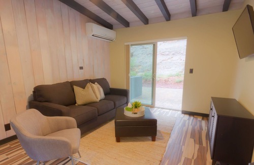 Sedona Apartment | NEW LISTING! Destination Oak Creek 7 by RedAwning
