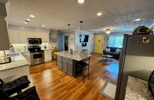 Columbus House | New Listing! Family Friendly Home, WIFI, Game Room, Large Yard near Ft. Benning