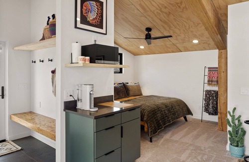Creede Condo | New Listing! Luxury Uptown Studio Loft | Panoramic Views | Downtown Creede