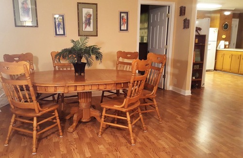 Summerton House | New Listing SANITIZED Lake Marion Lakefront! Ramp, Sleeps 13, Wi-Fi Cable