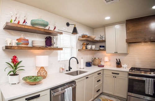 Norman House | - NEW LISTING - The Pickard at OU - a LUXURY family entertaining retreat!