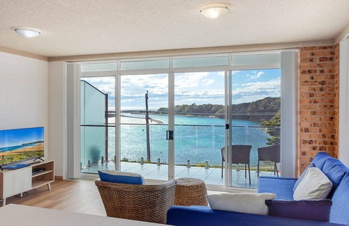 Narooma Apartment | New look Sapphire Waters unit 2