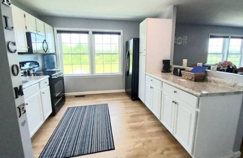 Gansevoort Apartment | NEW! Lovely 2-Bedroom Gansevoort Retreat