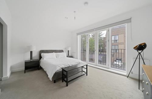Queen's Park House | NEW! LUX 4BRTownhouse nr Notting Hill & Hyde Park