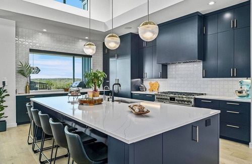 Dripping Springs House | NEW|Luxe Estate|Pond|Pool|Pickleball|Animals|22PPL