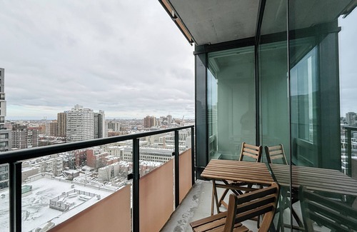 Milton Park Apartment | New Luxury Unit in Heart of MTL 805 | Metro access