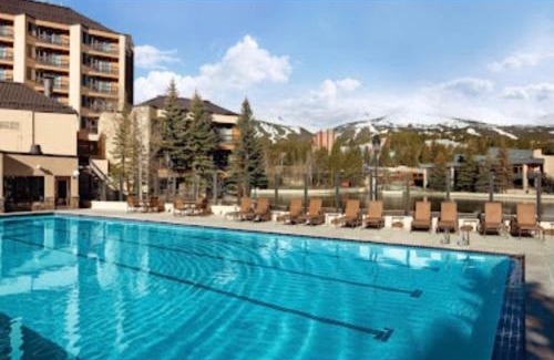 Peak 9 Apartment | NEW! Marriott Slope View Ski in Ski out Luxury Studio Sleeps 4 Full kitchen, Amenities & Fee Parking