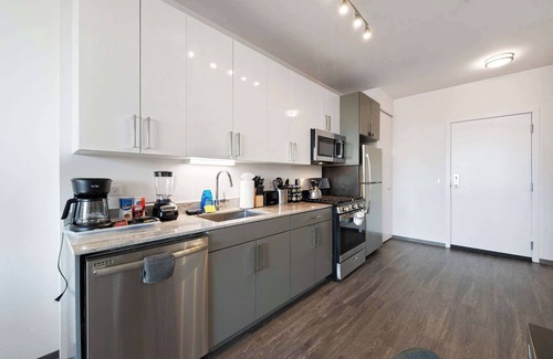 Palmer Square Apartment | New, Modern 1BR City Escape