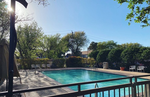 Sharpstown House | New Modern 2BR Condo: PERFECT LOCATION ⭐️⭐️⭐️⭐️⭐️
