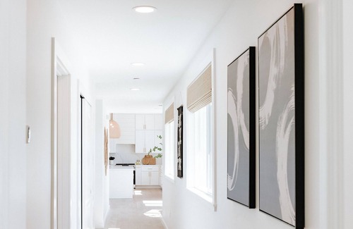 Santa Rosa House | New Modern Home on 0.6 acre 4BR, 2BA, Peaceful, Santa Rosa