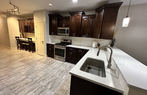 Aksarben - Elmwood Park House | New Modern Midtown Home