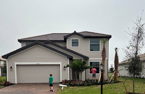 Estero House | New & Modern