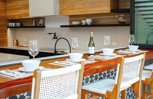 Playa Guiones House | New Modern Villa 200 meters from best beach entrance in Guiones