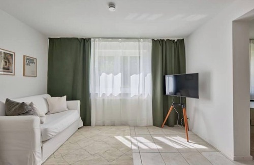 Buchen Apartment | NEW-Mona - idyllic village