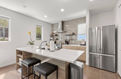 North Hyde Park House | New! North Hyde Park Haven! Close to UT & Convention Center