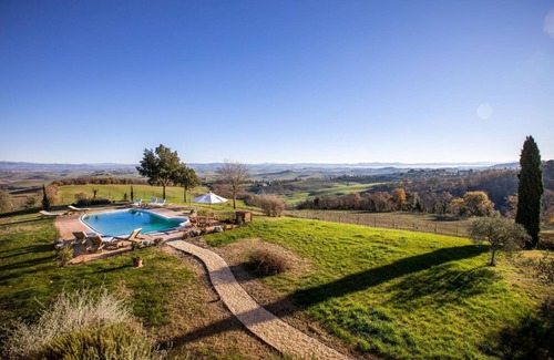 Monteroni d'Arbia Villa | NEW OPENING Exclusive Villa near Siena with Spa, Gym and Pool