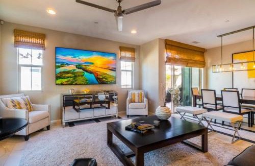 La Quinta House | NEW! PGA West (Signature!) walk to Stadium Course!