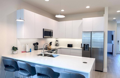 Sunrise Lakes House | New Pool Home close to Disney