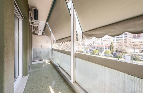 Athens City Centre Apartment | New Relaxed Central Apartment Walk Everywhere