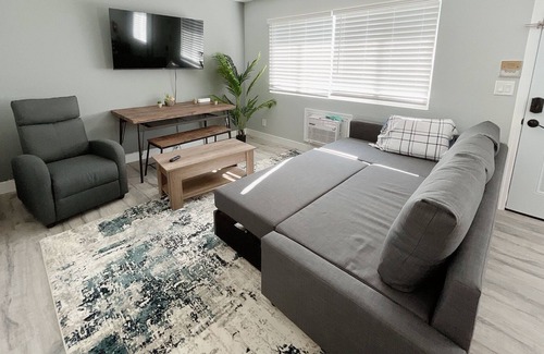 Gardena Apartment | New Remodeled 2B2B close to SoFi Stadium / K1 speed / LAX