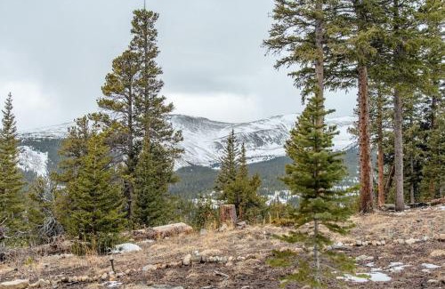 Valley of the Sun House | NEW RENTAL - Cozy Cabin with Stunning Views - Crimson Cabin