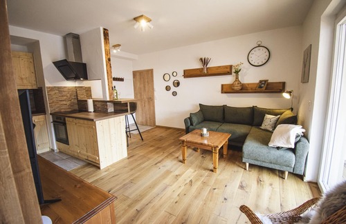Bischofsheim an der Rhon Apartment | New, romantic Rotmilan holiday apartment with a view of the mountains