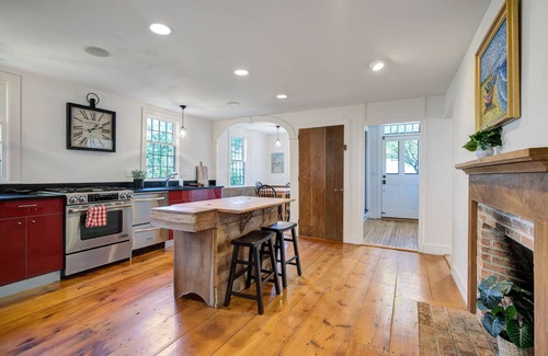 South Woodstock Cottage | New! South Woodstock Cottage - restored, modern luxury