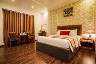 Tan Binh Hotel | New Space Hotel Airport