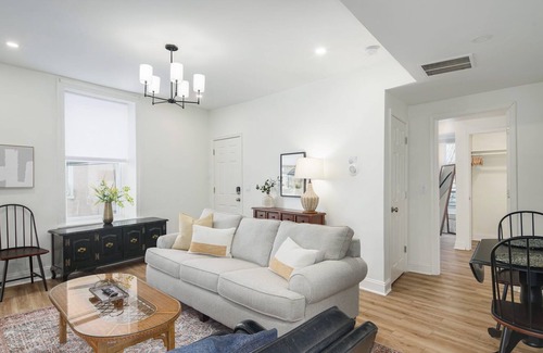 Manayunk Apartment | New, spacious 2BR with deck and parking