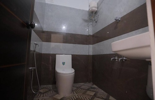 Kothamangalam Hotel | New Star Homes - Room 8