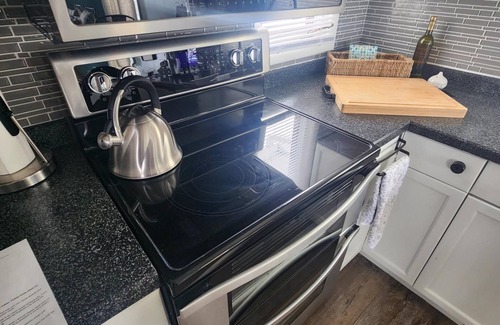 Pelican Rapids House | NEW! Sunset Cottage - Lake Lida