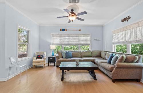 Westminster Hotel | New The Breeze at Lake Hartwell house w Dock