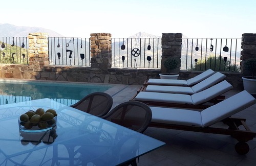 Gaucin House | NEW ! The Empire House