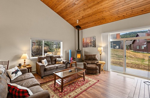 Big Sky Ski Chalet | New to Market! Big Sky Recovery Chalet
