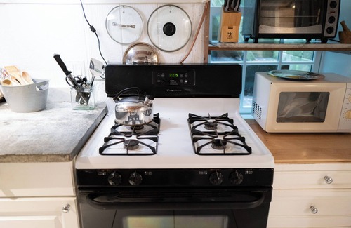 Nantucket Town Apartment | New to VRBO! 2/1 Mid Island Apartment, Sleeps 5
