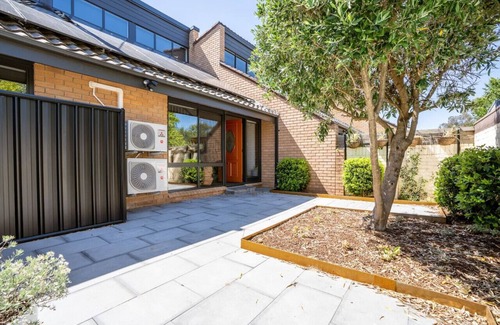 Garran Apartment | New to VRBO: 3BR Home near Canberra Hospital & Parliament