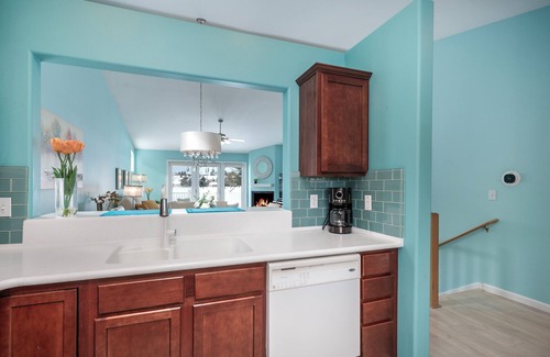 Kalispell House | New! Townhome on the golf course with fairway views