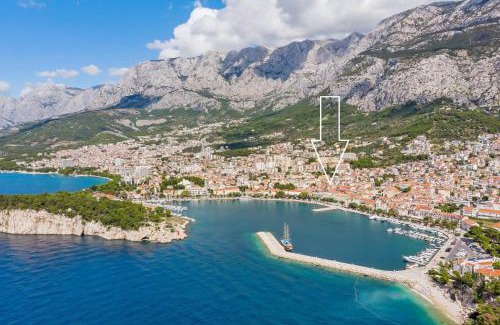 Makarska Old Town Villa | NEW Villa Filipetti in Makarska center, 4 en-suite bedrooms charming stone house, heated private pool, 600m from beach