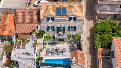 Makarska Old Town Villa | NEW Villa Filipetti in Makarska center, 4 en-suite bedrooms charming stone house, heated private pool, 600m from beach