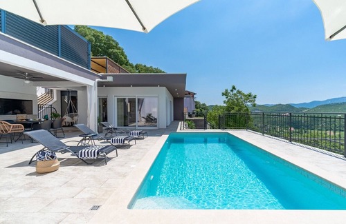 Blato na Cetini Villa | New! Villa Stella with 32 sqm private heated pool, Jacuzzi, Sauna, Media room, 3 bedrooms, 6+2 pax