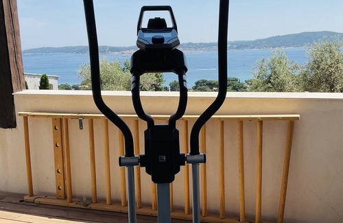 Guerrevieille Villa | New villa with enchanting sea view