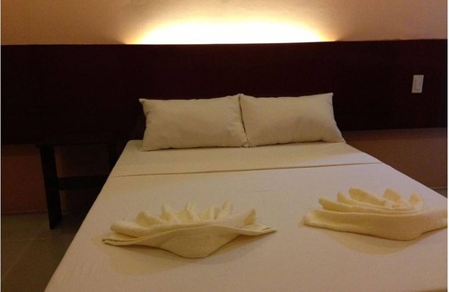 Oslob House | New Village Lodge