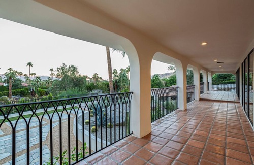The Mesa House | NEW-Welcome to the Mesa Racquet Club Estate