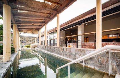 Toon Hotel | New Wing Economy Twin Room | Breakfast included/Toon Ehime