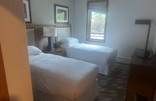 Peak 9 Resort | -New Year Ski Week, 3BR/2BA, Valdoro Mountain Lodge, Breckenridge, Colorado